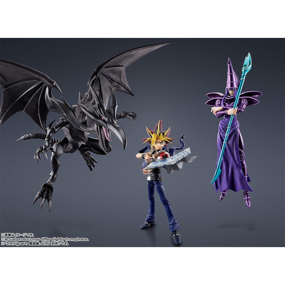 ※「真紅眼の黒竜」「ブラック・マジシャン」は付属いたしません。