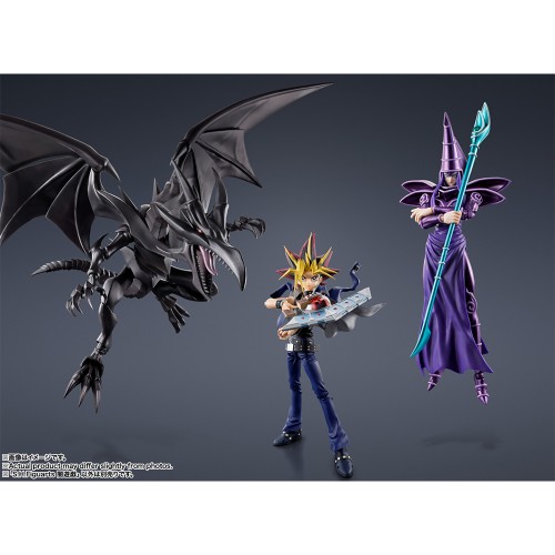 ※「真紅眼の黒竜」「ブラック・マジシャン」は付属いたしません。